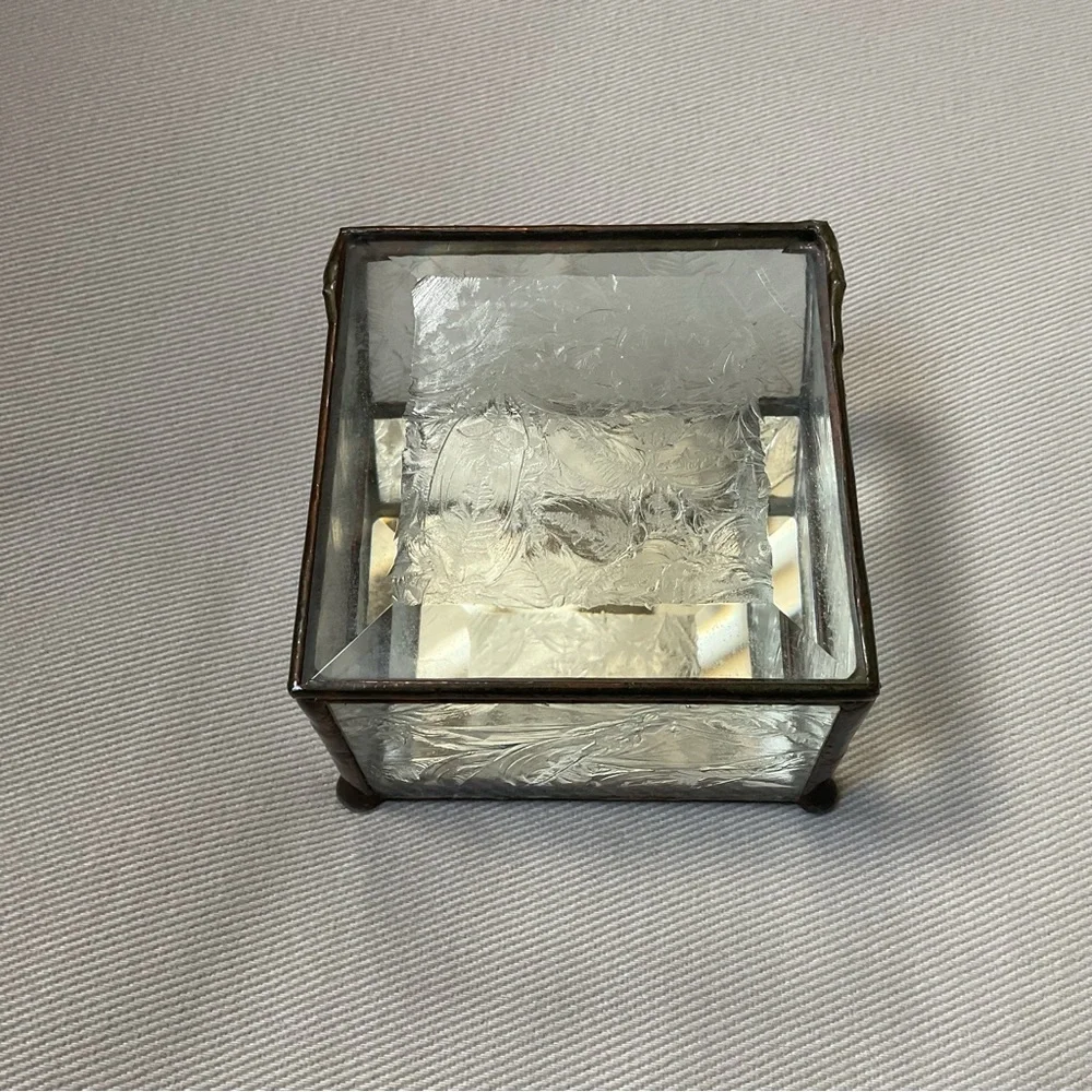 Vintage Etched Glass Trinket Box Curio Jewelry 3” Square Hinged
